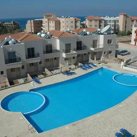 Ifestos Kings Apartment Paphos